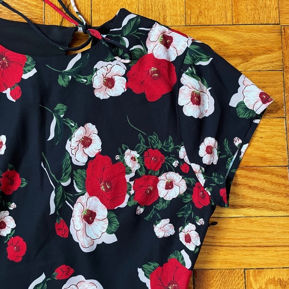About Us Addison Black Floral Mini Dress - Picture 5 of 7